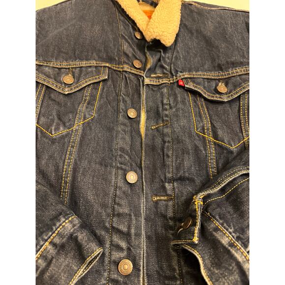 Levi's Women's Sherpa Lined Trucker Denim Jacket Size Blue Jean Size M - Picture 3 of 8